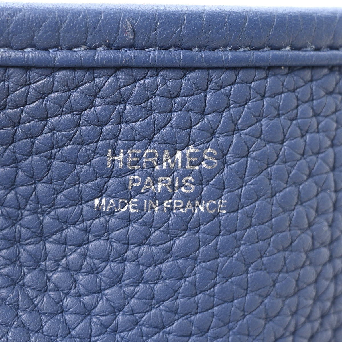 Taurillon Clemence Evelyne Iii Pm Bleu A Handbag