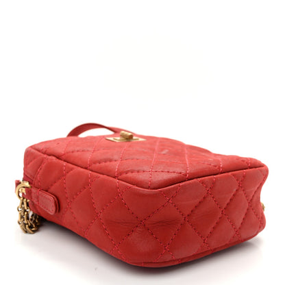 Quilted Calfskin Handbag - Red