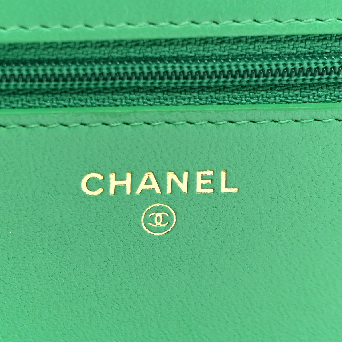 Quilted Lambskin Wallet Bag - Green