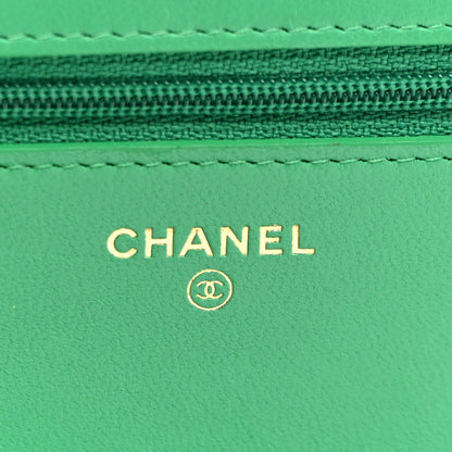 Quilted Lambskin Wallet Bag - Green
