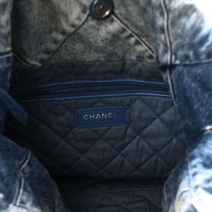 Small Quilted Handbag - Blue