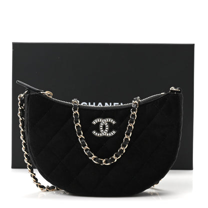 Quilted Hobo Bag - Black