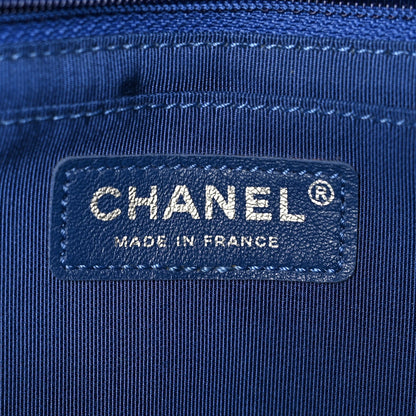 Quilted Caviar Flap Shoulder Bag - Blue