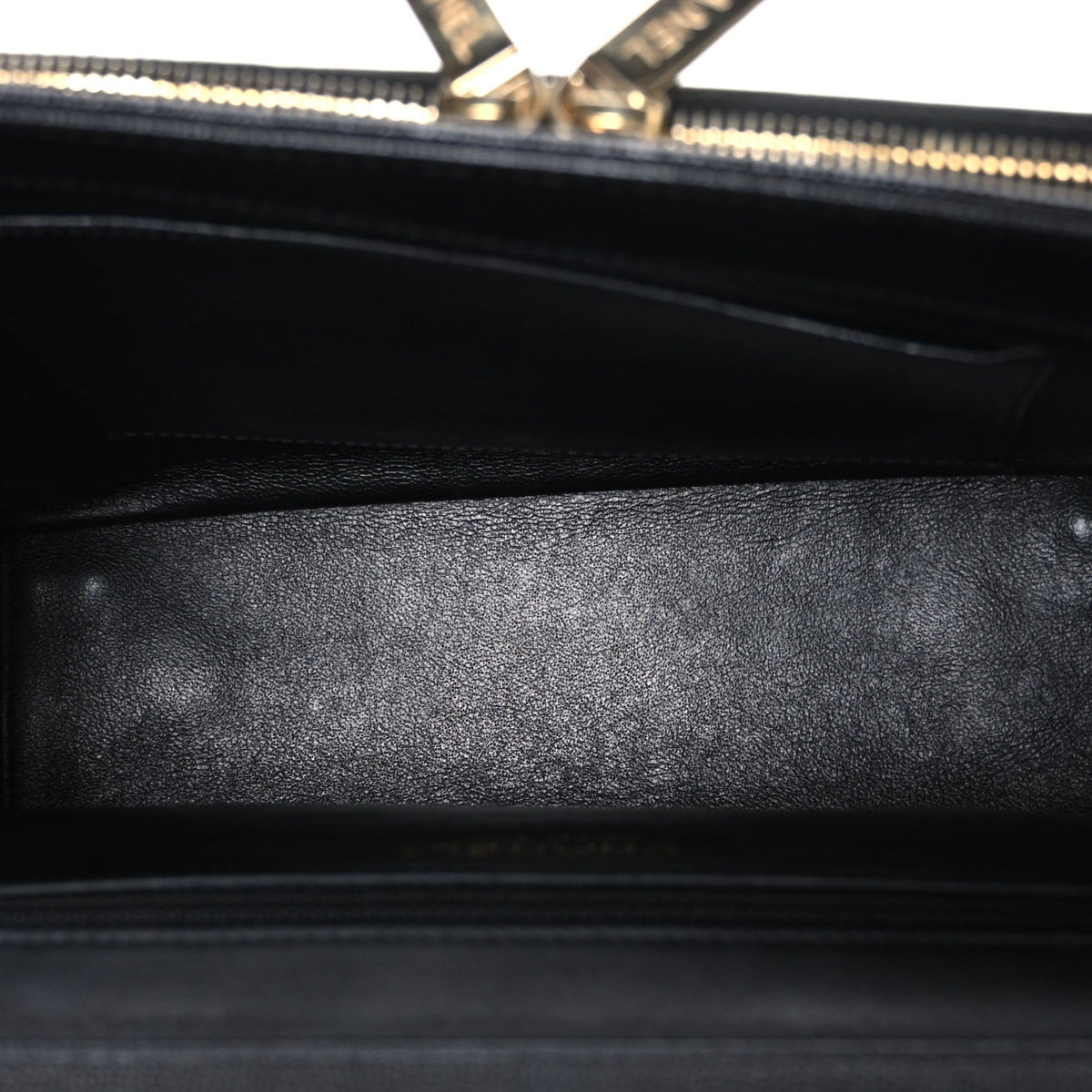 Large Quilted Caviar Flap Shoulder Bag - Black