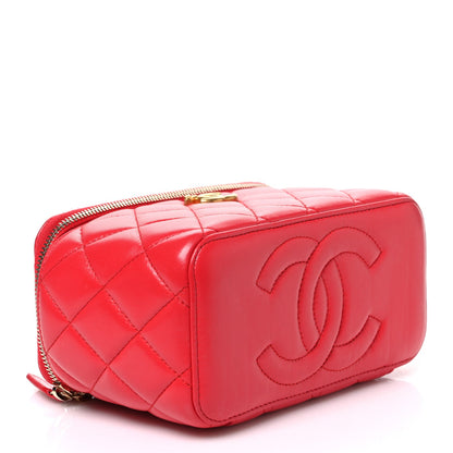 Quilted Caviar Handbag - Red