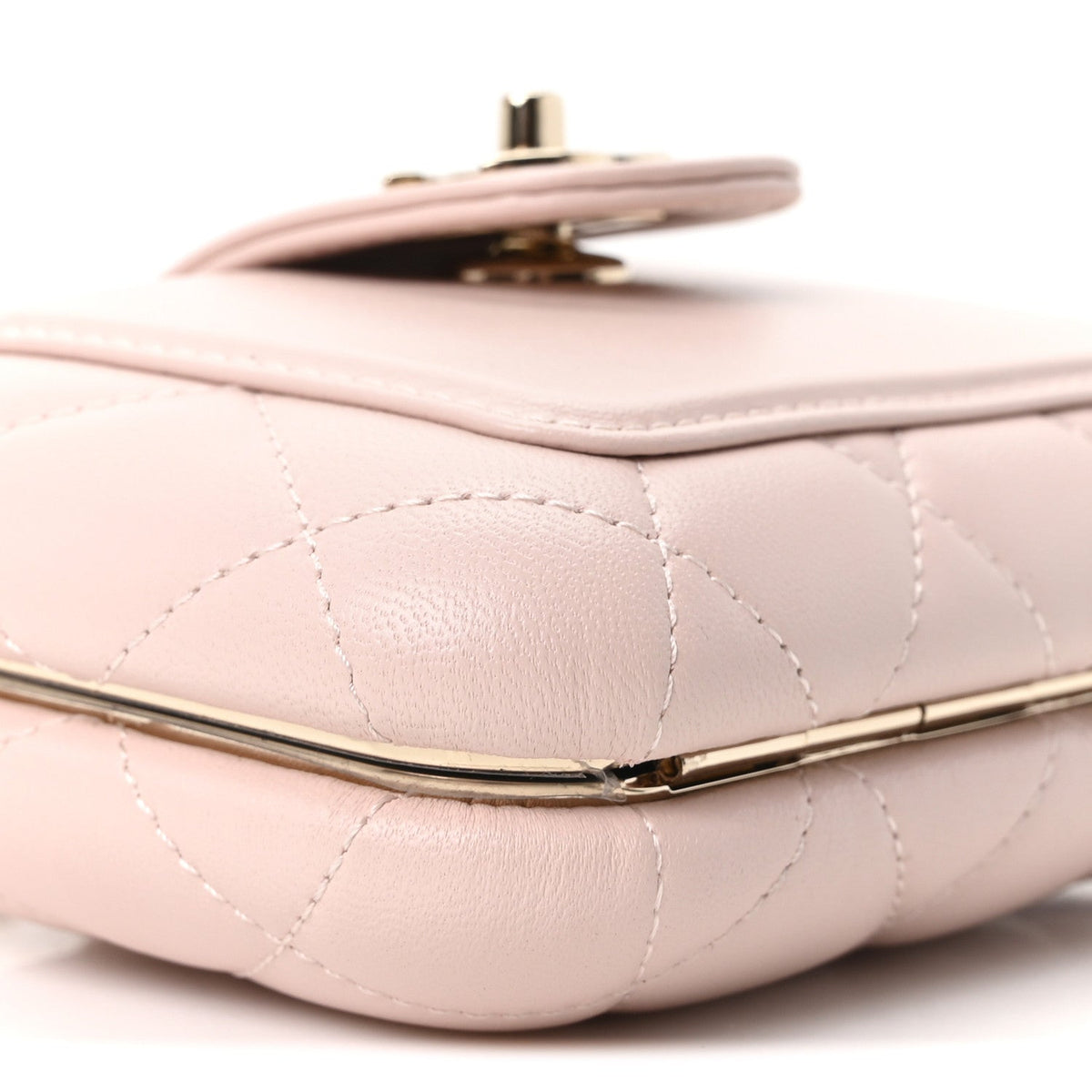 Mini Quilted Lambskin Handbag - Pink
