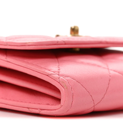 Quilted Lambskin Handbag - Pink