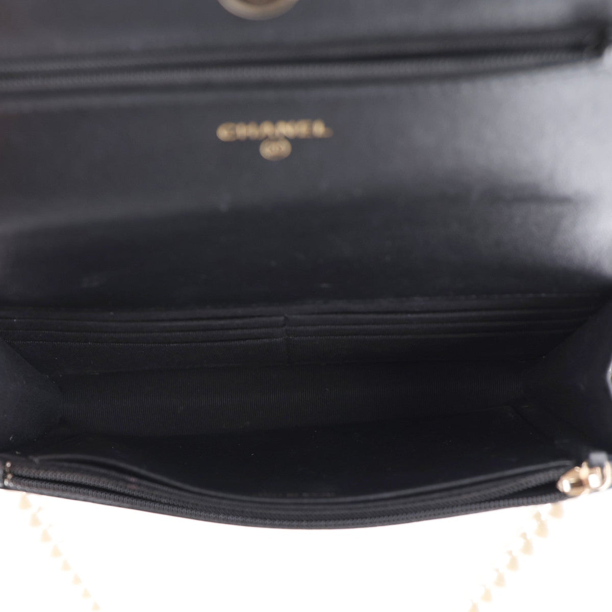 Quilted Lambskin Wallet Bag - Black