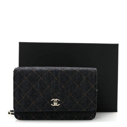 Quilted Wallet Bag - Blue