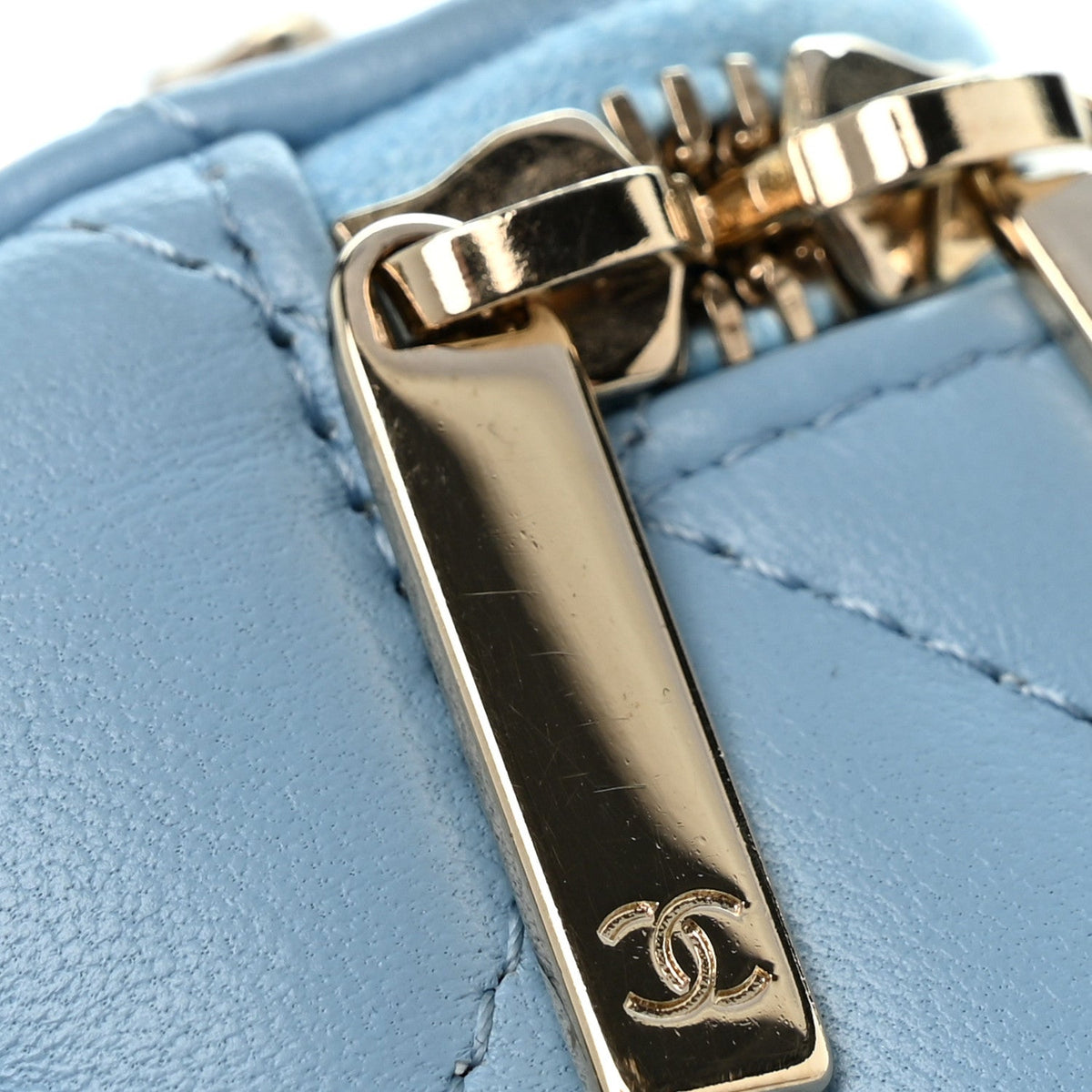 Mini Quilted Lambskin Handbag - Blue