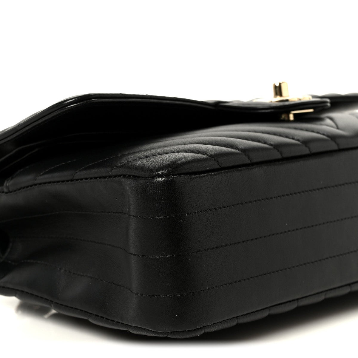 Medium Quilted Lambskin Flap Shoulder Bag - Black