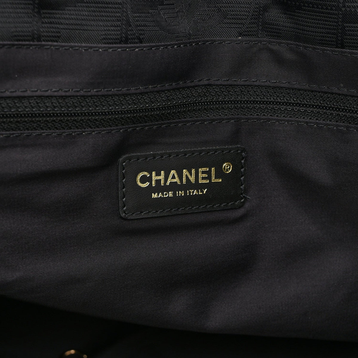 Medium Nylon Tote Bag - Black
