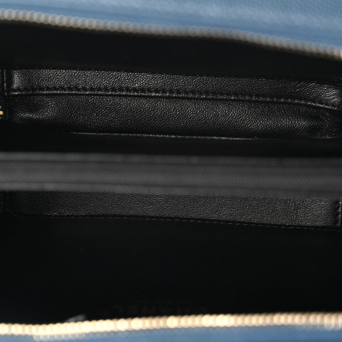 Medium Quilted Caviar Handbag - Black