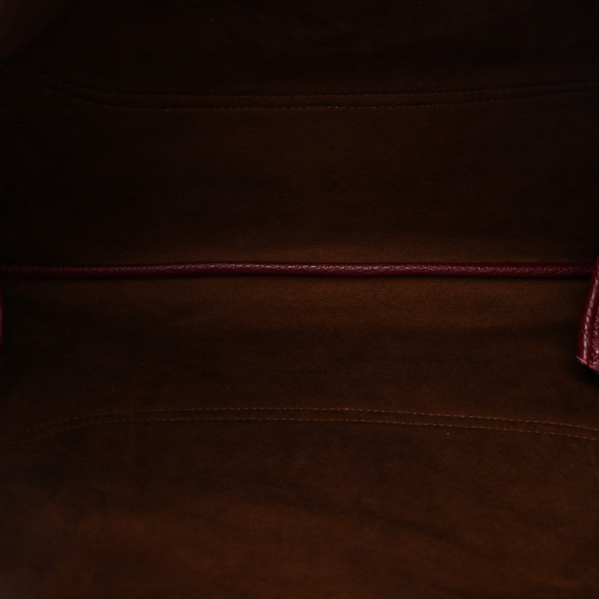 Maxi Calfskin Shoulder Bag - Red