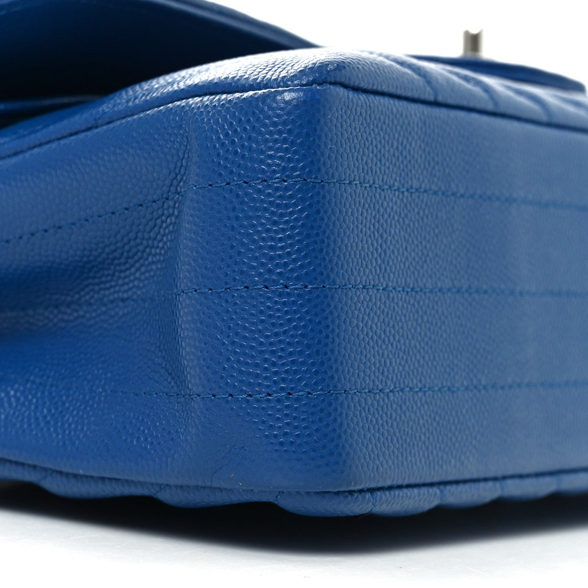 Medium Quilted Caviar Flap Shoulder Bag - Blue