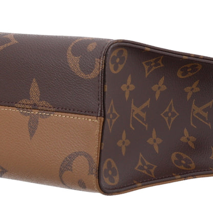 Reverse Monogram Giant Onthego Bb Handbag
