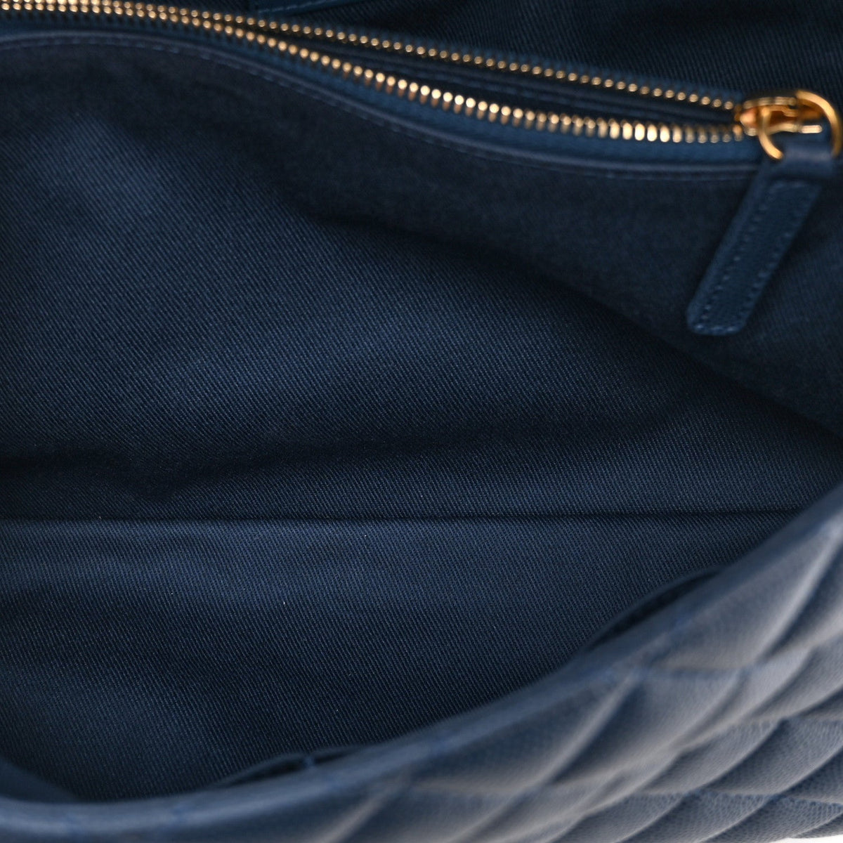 Medium Quilted Caviar Flap Shoulder Bag - Blue