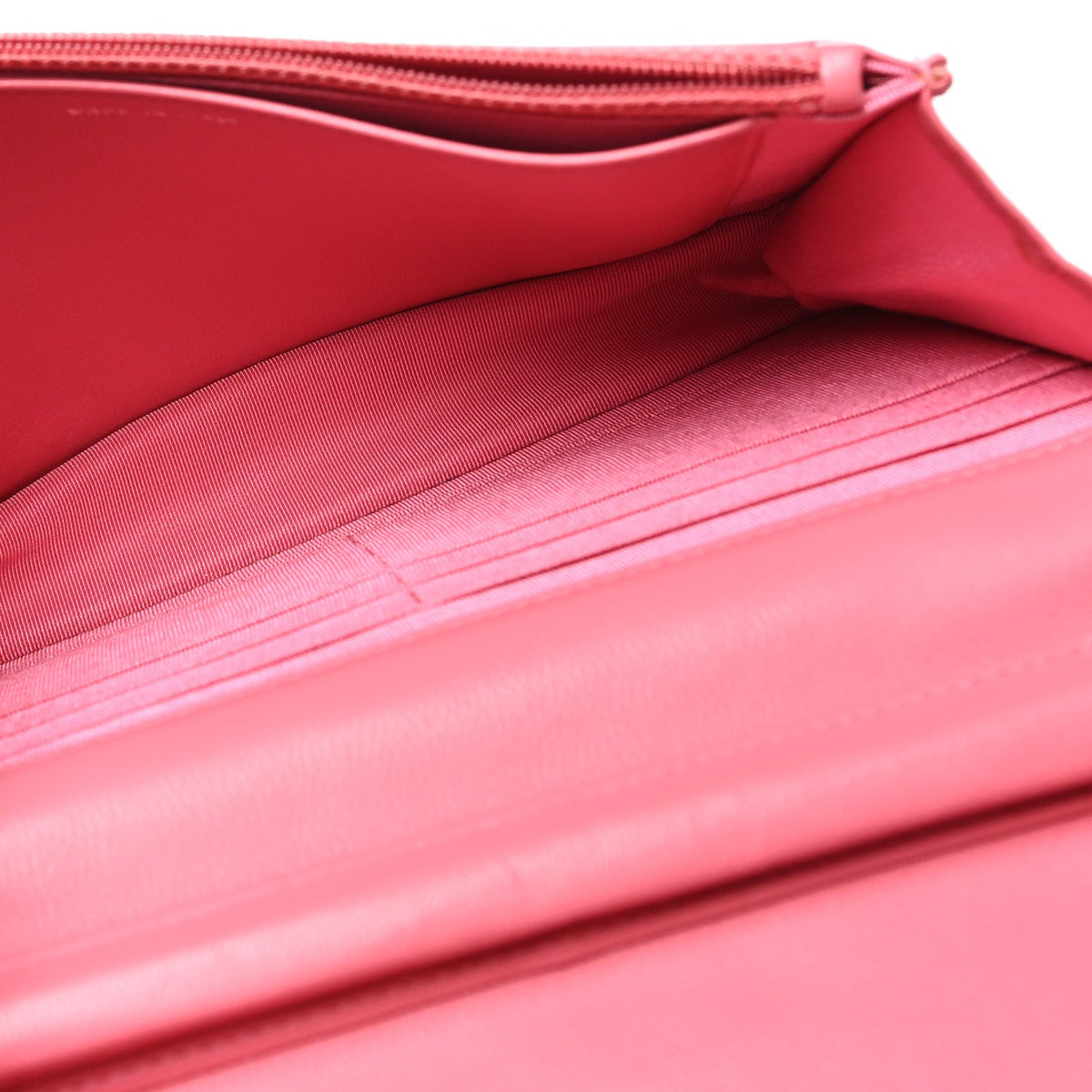 Quilted Lambskin Wallet Bag - Pink