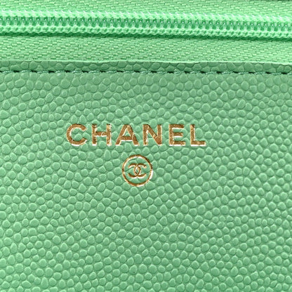 Quilted Caviar Wallet Bag - Green