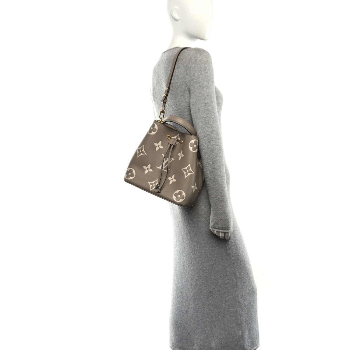 Empreinte Monogram Giant Neonoe Mm Tourt Handbag