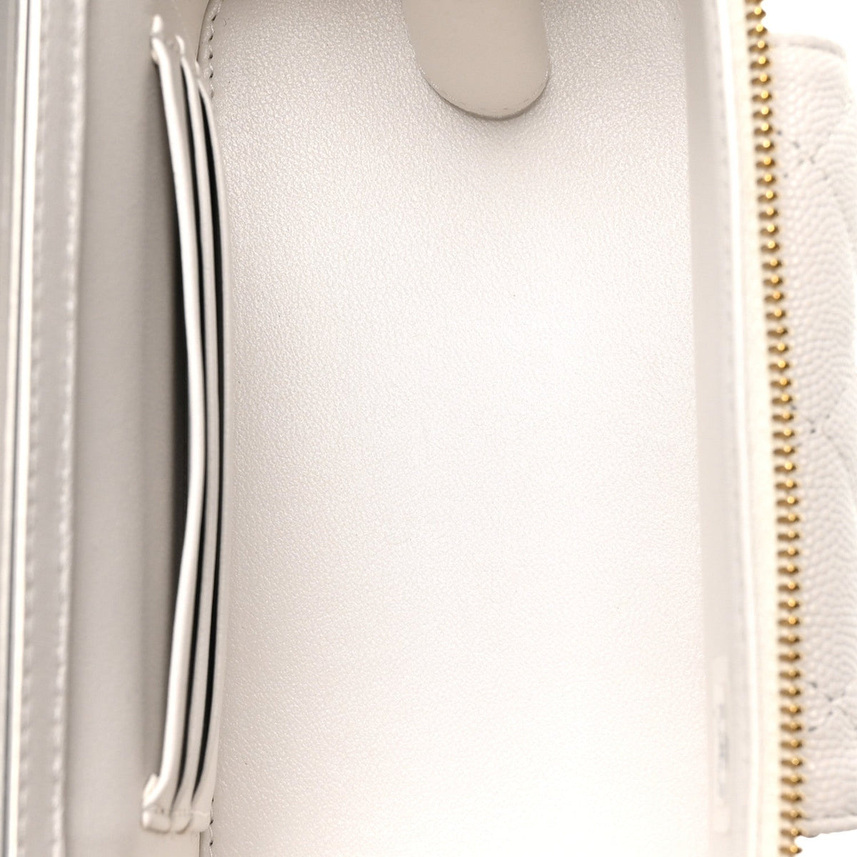 Quilted Caviar Handbag - White