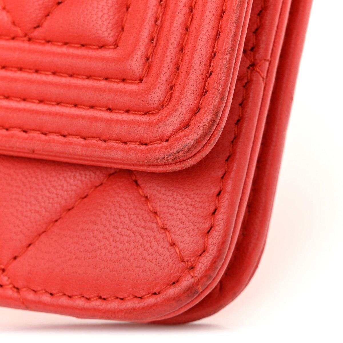 Quilted Lambskin Wallet Bag - Red