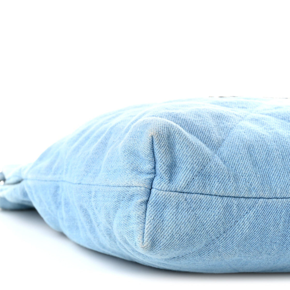 Quilted Handbag - Light Blue