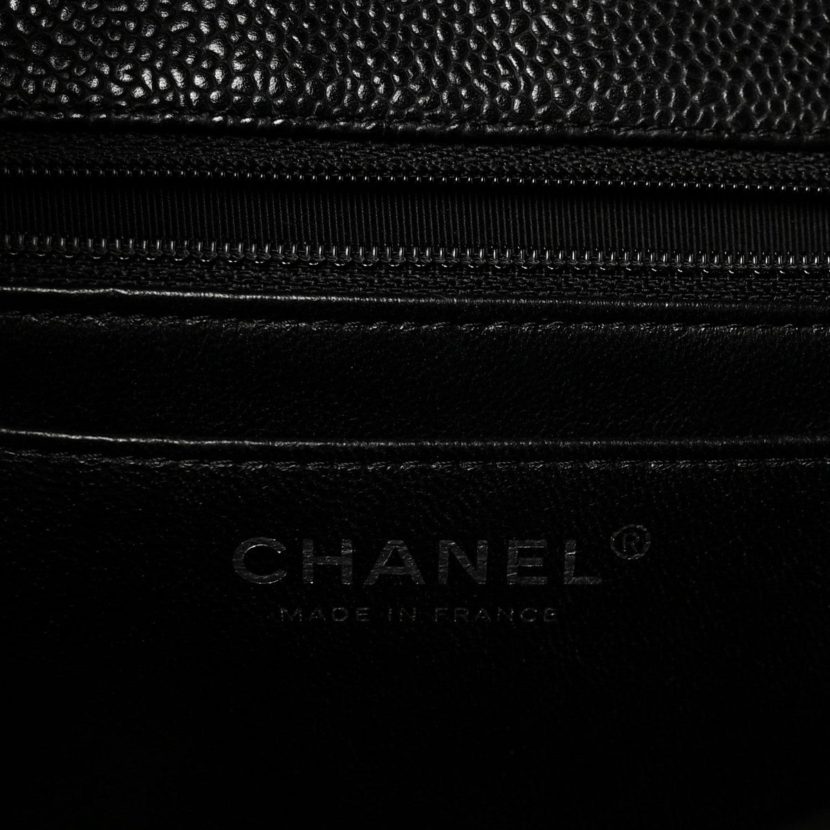 Quilted Caviar Flap Shoulder Bag - Black