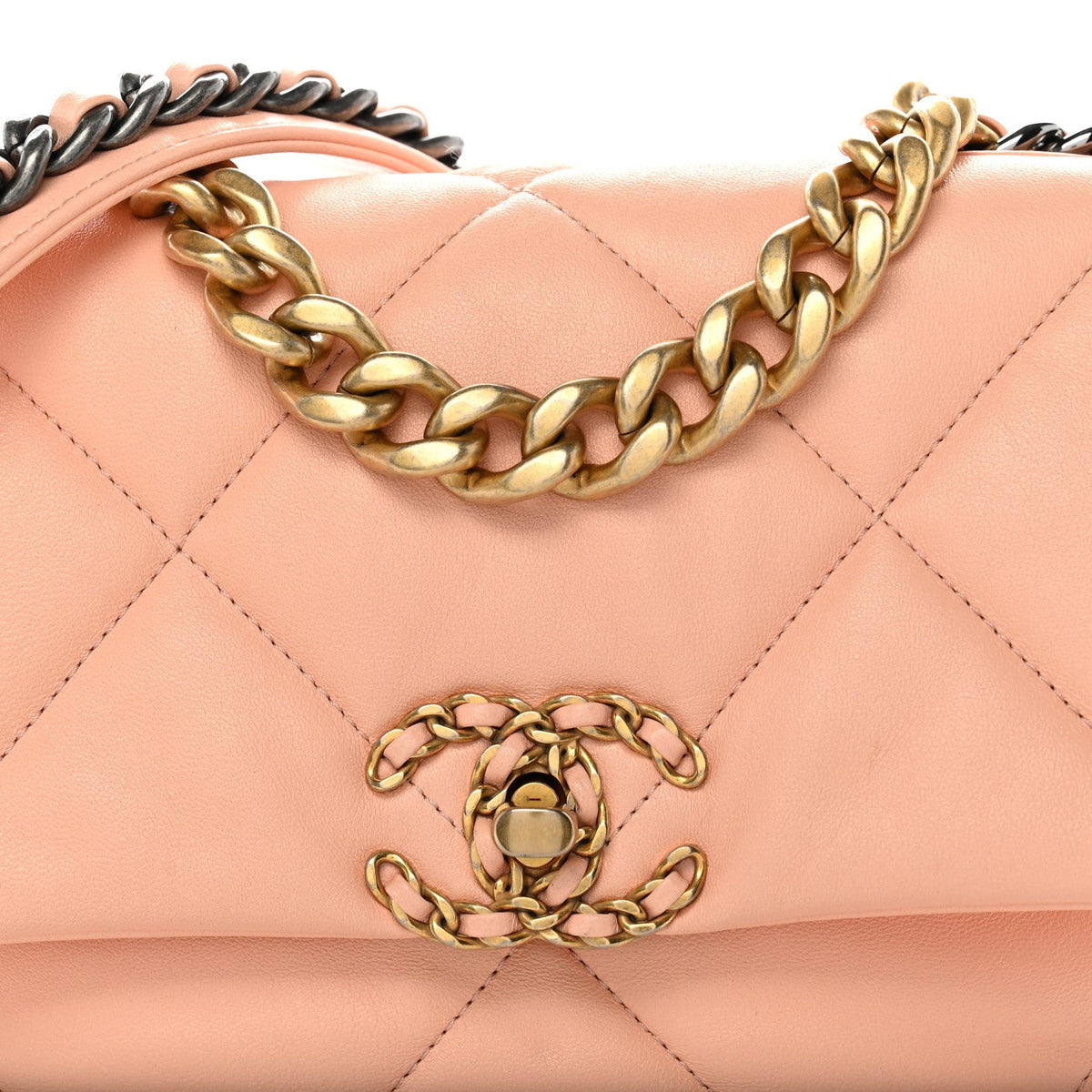 Medium Quilted Goatskin Flap Shoulder Bag - Pink