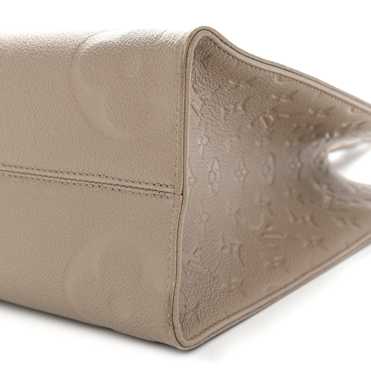 Empreinte Monogram Giant Onthego Mm Tour Handbag
