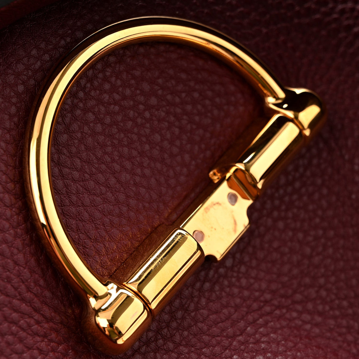 Maxi Calfskin Shoulder Bag - Red
