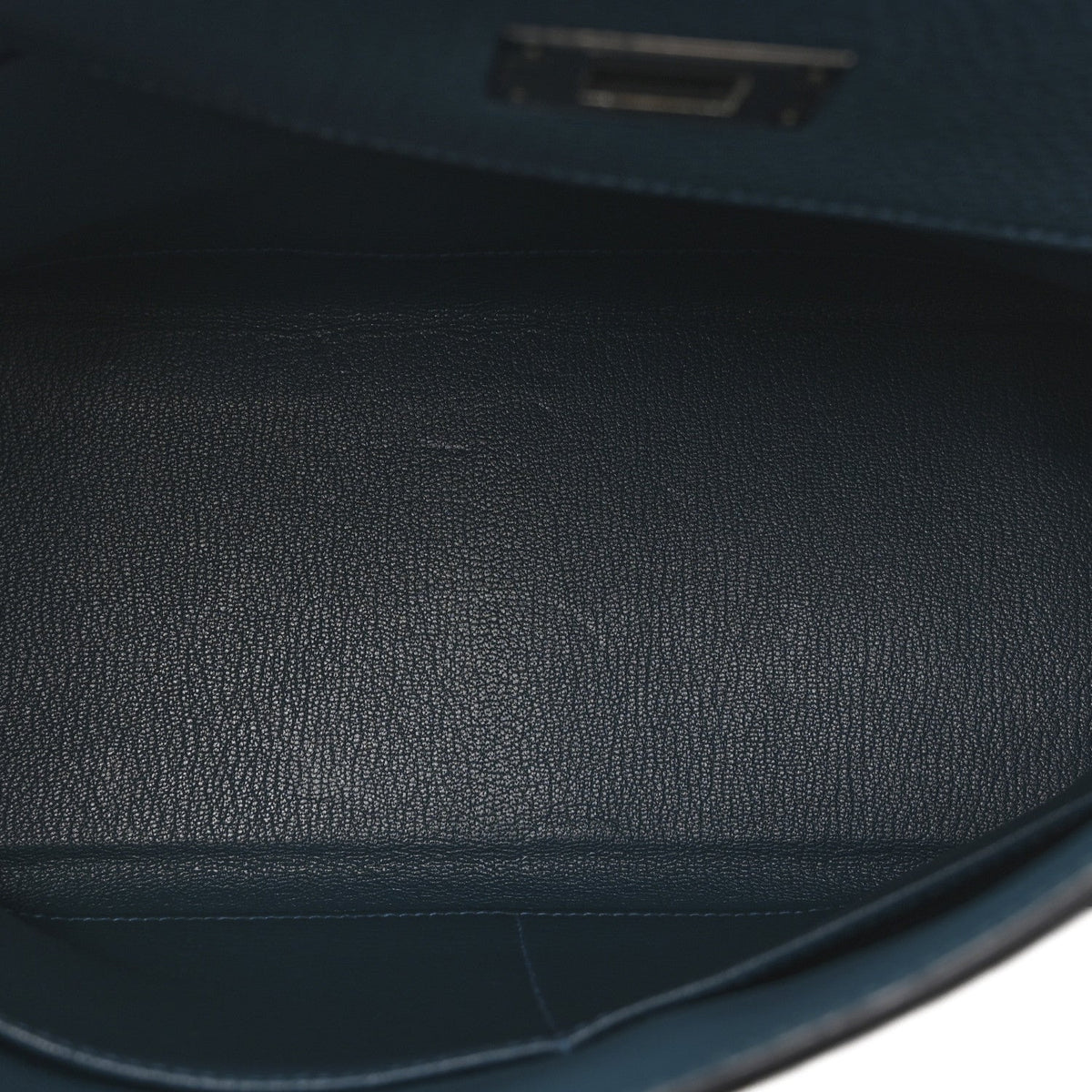 Togo Kelly Retourne 28 Colvert Handbag