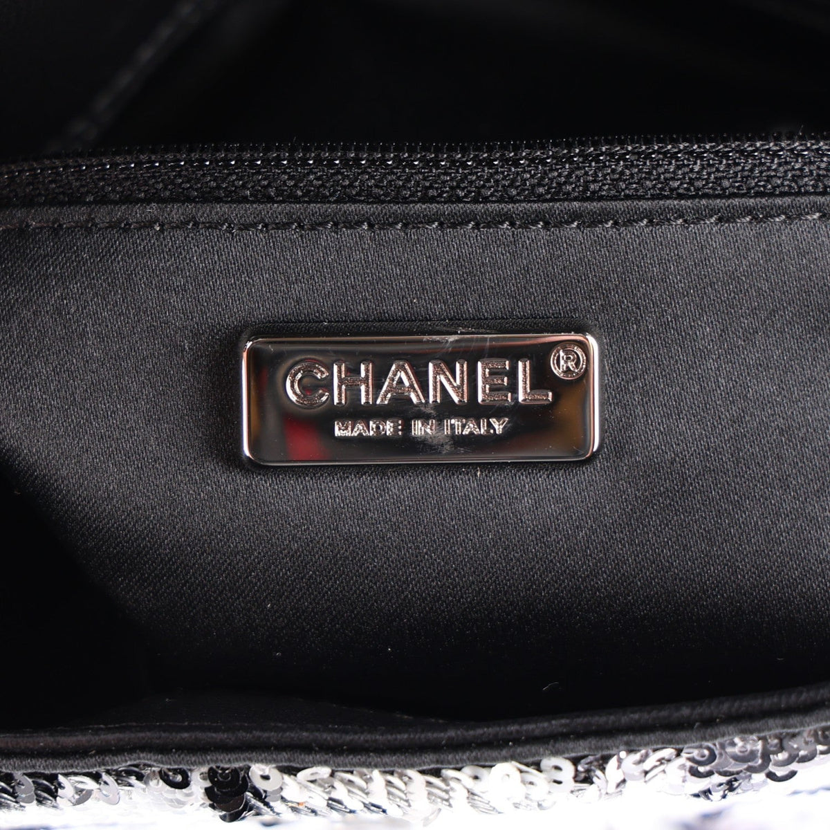 Medium Flap Shoulder Bag - Black