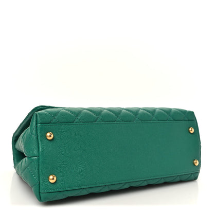 Small Quilted Caviar Flap Shoulder Bag - Green