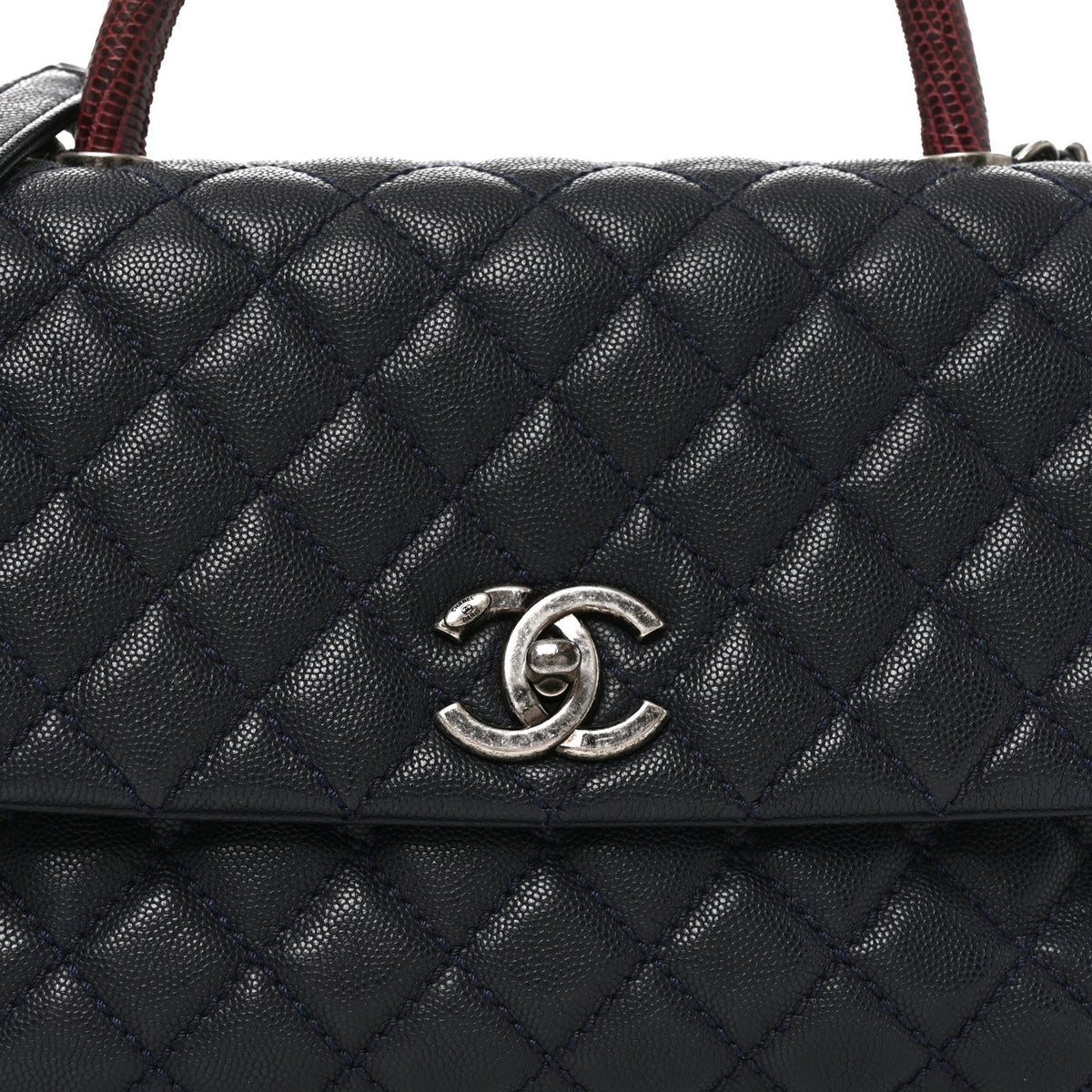 Small Quilted Caviar Flap Shoulder Bag - Blue
