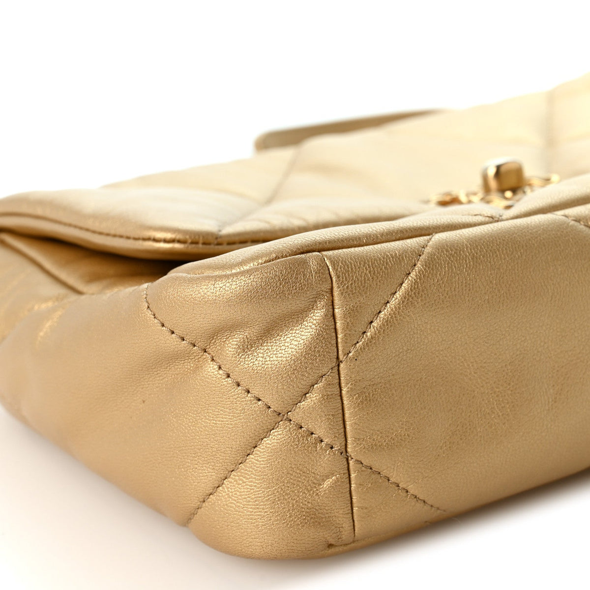 Medium Quilted Goatskin Flap Shoulder Bag - Gold