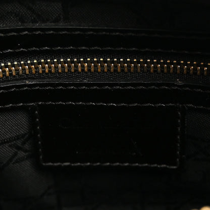 Medium Handbag - Black