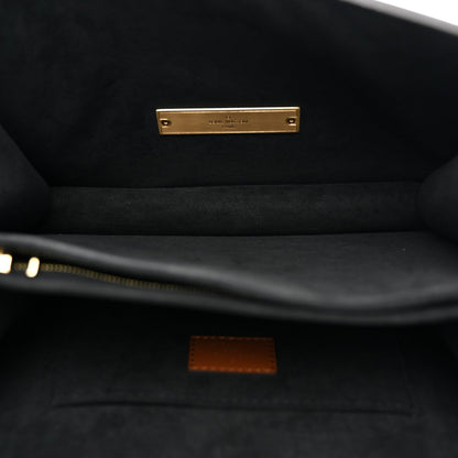 Reverse Monogram Dauphine Mm Handbag