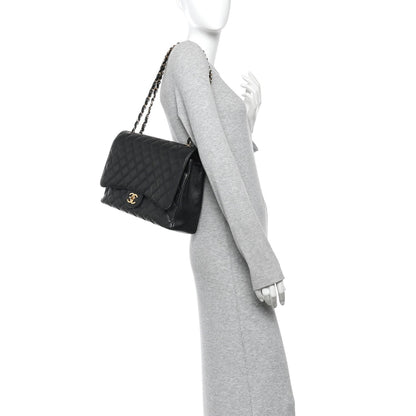 Maxi Quilted Caviar Flap Shoulder Bag - Black