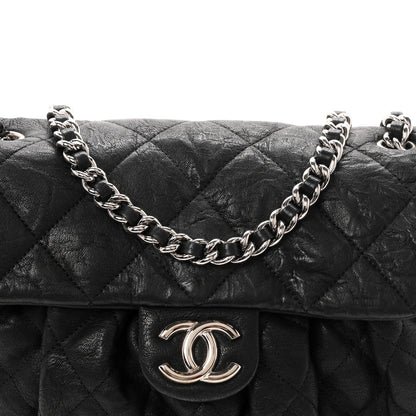 Medium Quilted Lambskin Handbag - Black