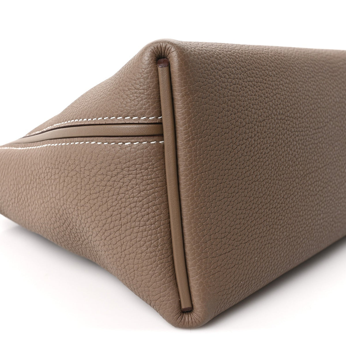 Togo Swift / 29 Etoupe Handbag