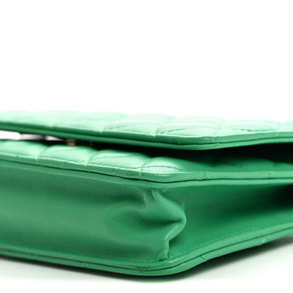 Quilted Lambskin Wallet Bag - Green