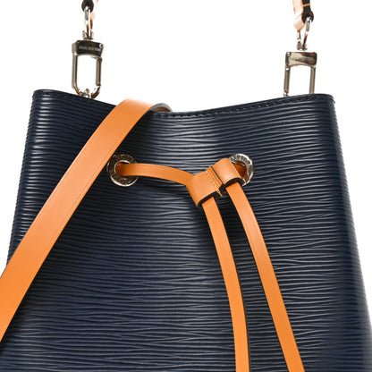 Epi Neonoe Bb Indigo Safran Handbag