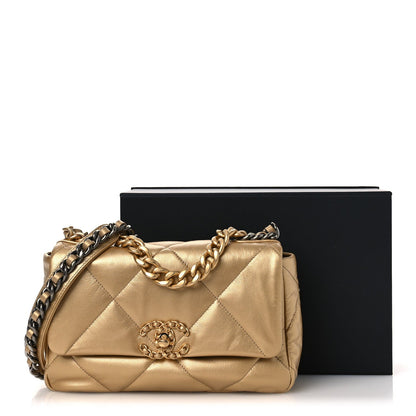 Medium Quilted Goatskin Flap Shoulder Bag - Gold