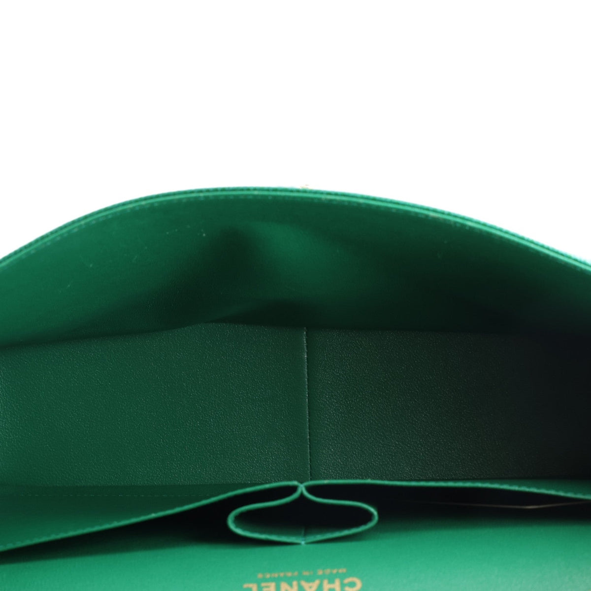 Quilted Caviar Flap Shoulder Bag - Green