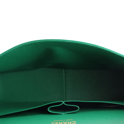 Quilted Caviar Flap Shoulder Bag - Green