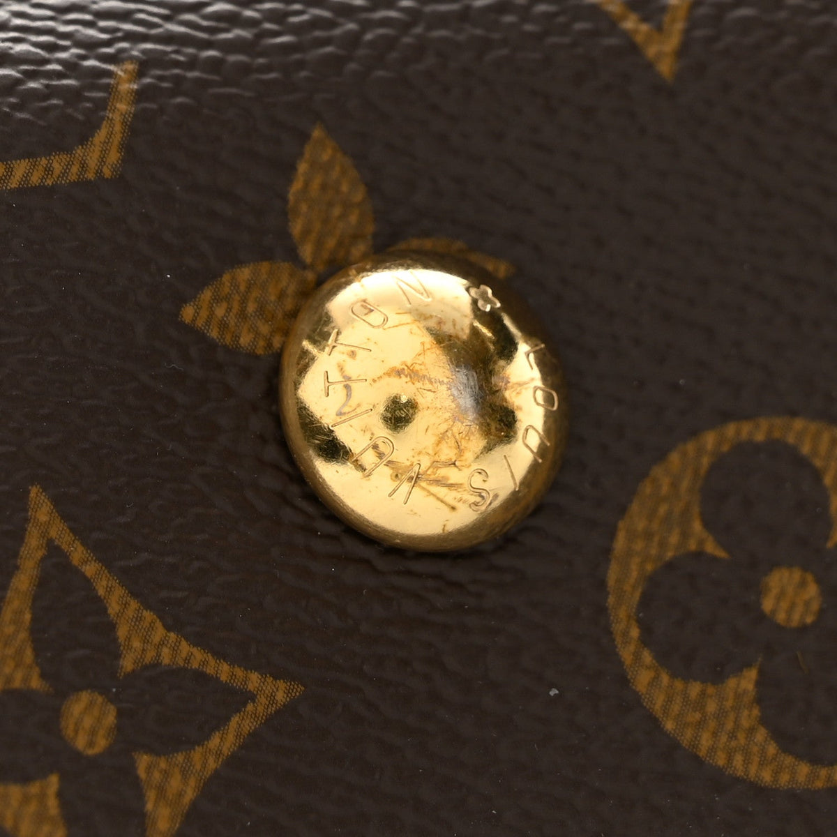 Monogram Carryall Mm Handbag
