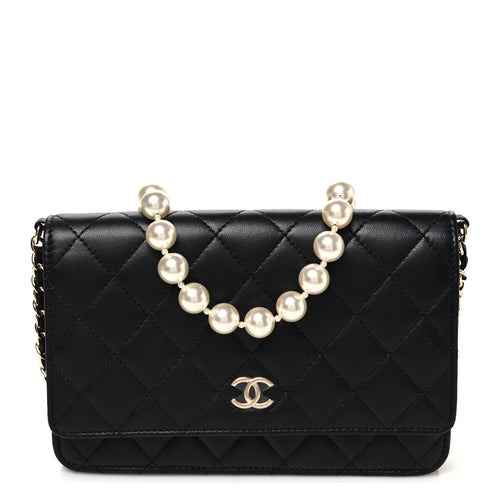 Quilted Lambskin Wallet Bag - Black