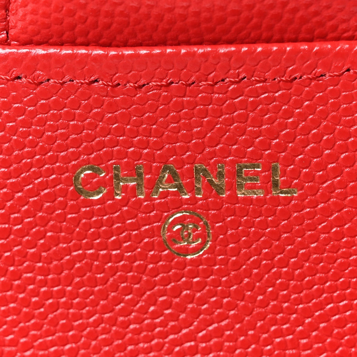 Quilted Caviar Handbag - Red