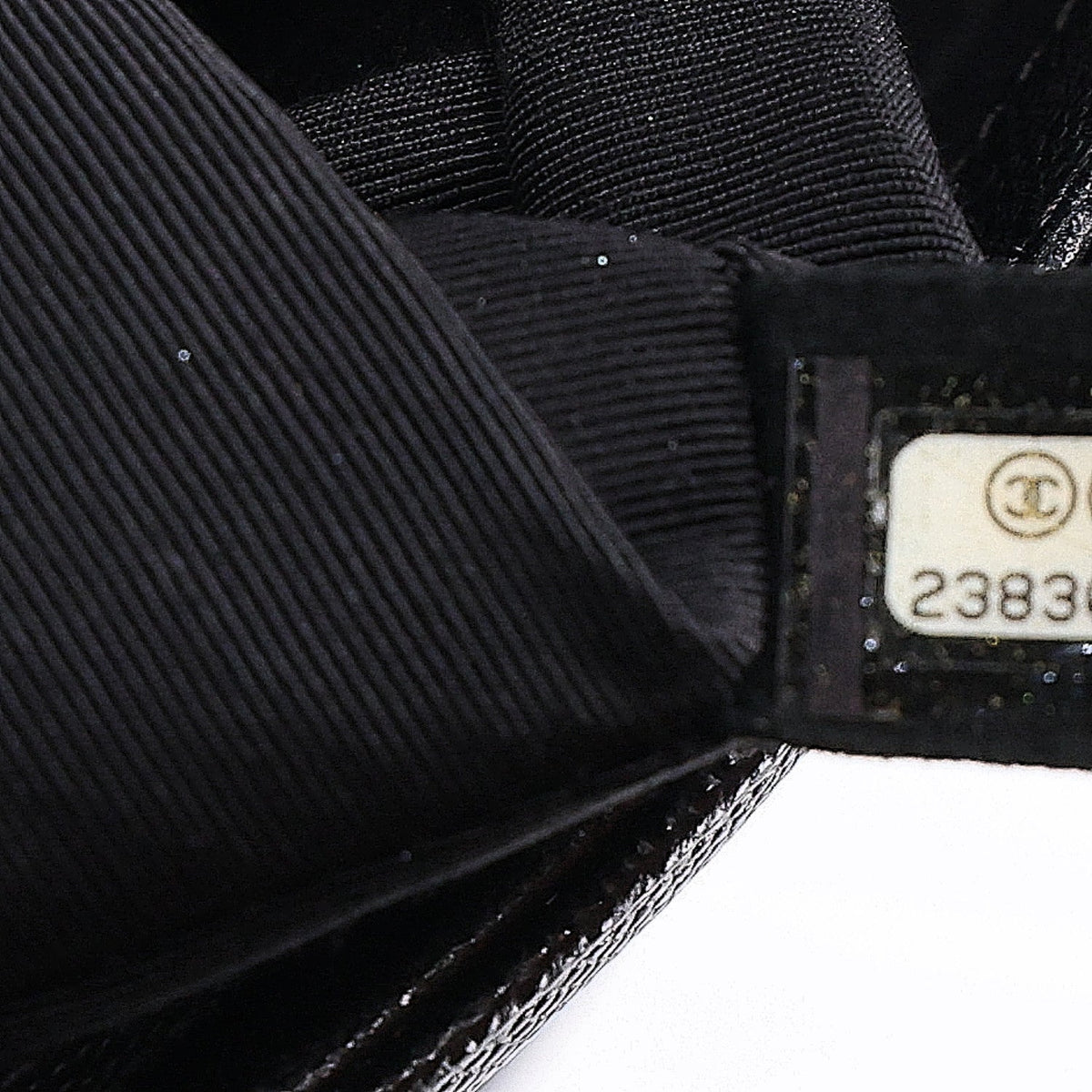 Large Quilted Caviar Flap Shoulder Bag - Black